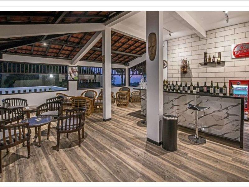 Grand Whiz Hotel ブロモ山 エクステリア 写真